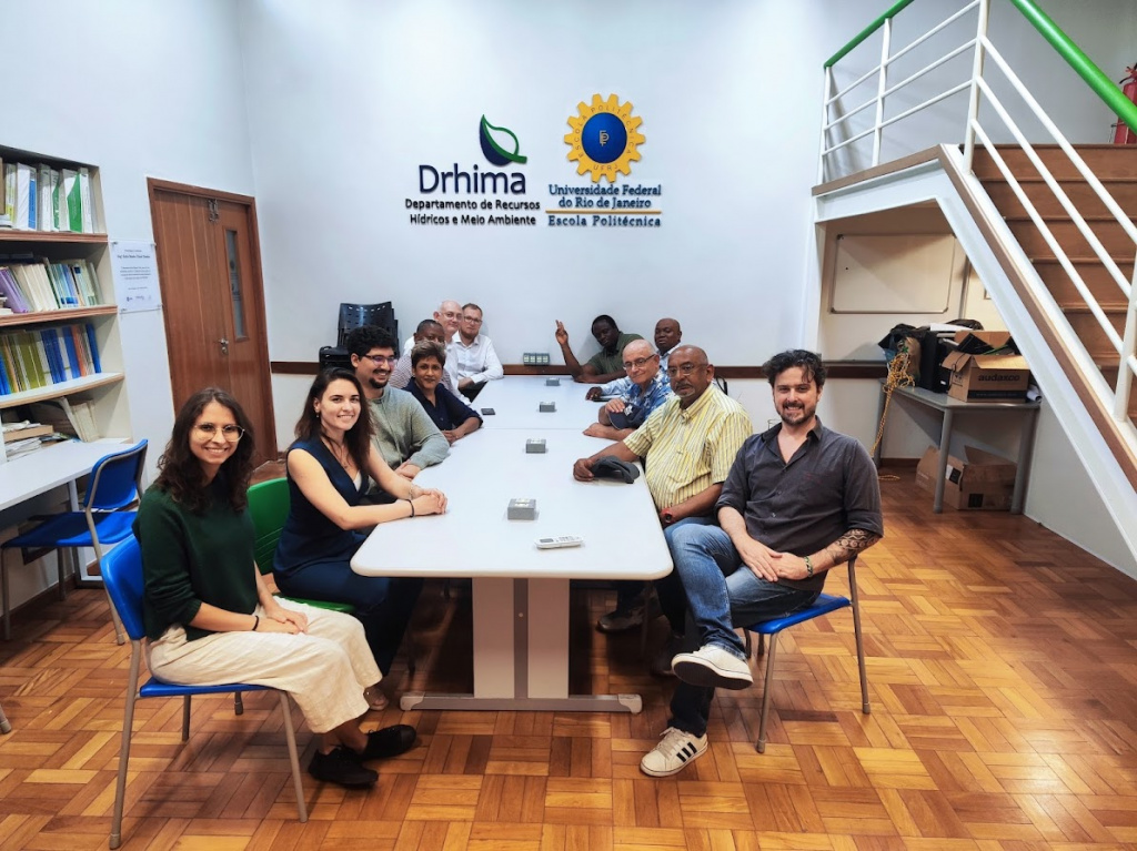 Рисунок 5 – Посещение участниками проекта лаборатории вод и городов