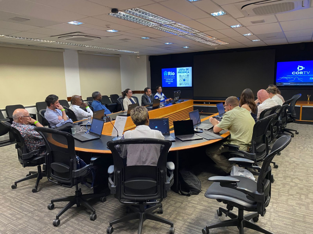 Рисунок 8 – Совещание участников проекта в Операционном центре Рио-де-Жанейро